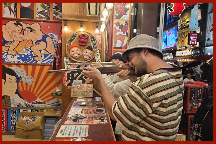 Best Food Tour in Osaka – Explore Japan’s Street Food Capital (2025)
